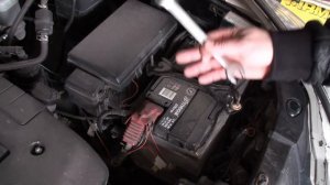 НИКОГДА НЕ СНИМАЕТЕ ПЛЮСОВУЮ КЛЕММУ С АККУМУЛЯТОРА . . .???