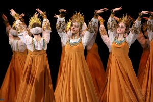 "Русь золотая", ансамбль "Школьные годы". "Golden Rus", ensemble "School Years".