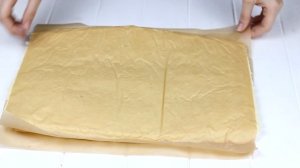 НЕВЕРОЯТНО НЕЖНЫЙ БИСКВИТНЫЙ РУЛЕТ С КРЕМОМ. Бисквит рецепт крема для рулета. Вкусный рулет