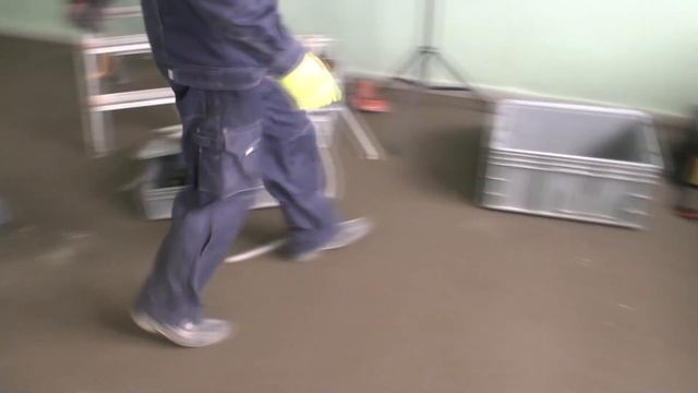 Восемьдесят тысяч рублей и немного лайфхаков. Стартап для новичка. Инструмент электромонтажника. смотреть онлайн