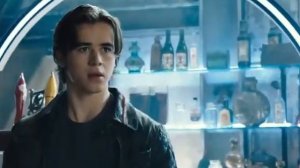 Алита устраивает драку в баре(Алита Боевой Ангел)