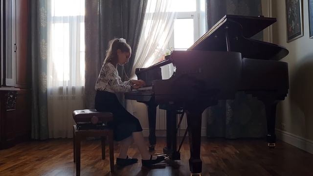 У.Гиллок "Серенада", "Источник Дианы". Исполняет Кучмай София смотреть онлайн