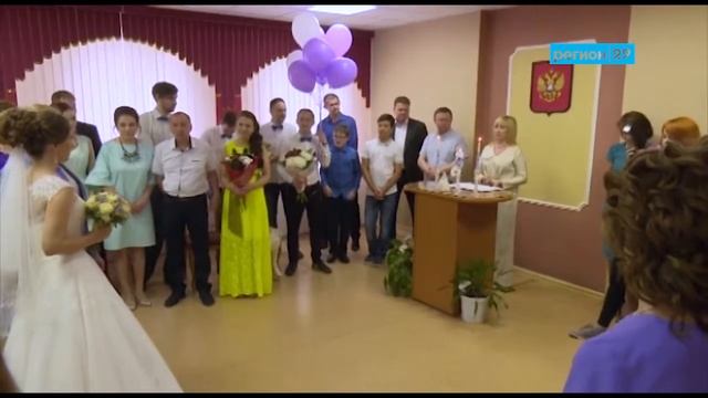 В Архангельске для профилактики разводов привлекут к работе психологов СГМУ смотреть онлайн