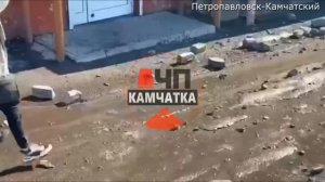 Землетрясение на Камчатке магнитудой 6,3 здания получили повреждения, Россия 3 апреля 2023