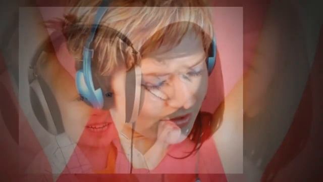 Athena365 Internet Radio Network for Women - Free Music and Talk Radio смотреть онлайн