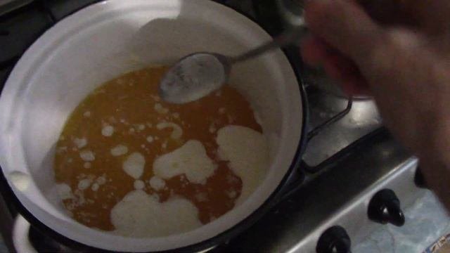 Как правильно приготовить топлёное масло