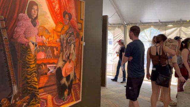 А говорят, что в одноэтажной Америке скучно смотреть онлайн