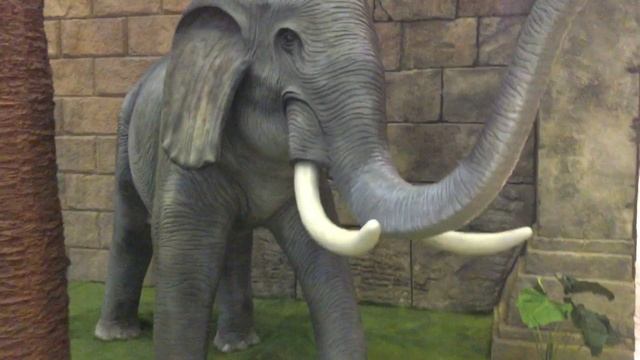 Парк «ОСТРОВ МЕЧТЫ». Тематическая зона «МАУГЛИ В СТРАНЕ ДИНОЗАВРОВ». Экскурсия. Москва. 21.04.2021г смотреть онлайн