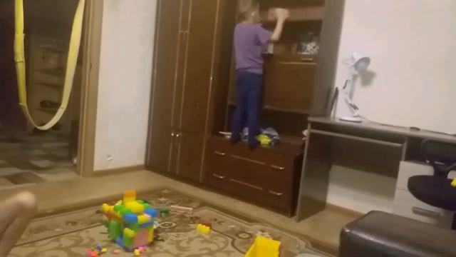 Как играют и проводят время мои дети. 😉😉 смотреть онлайн