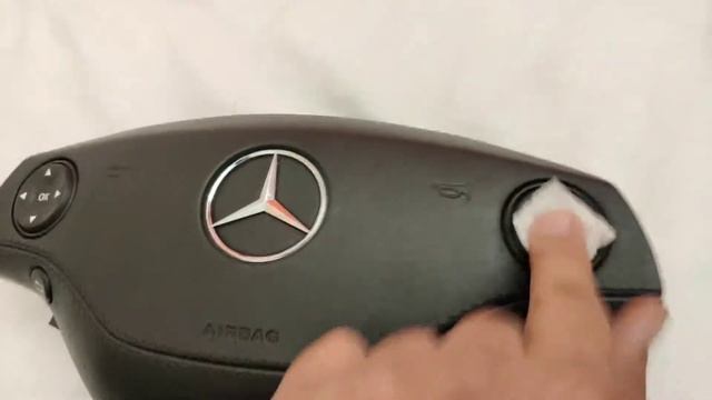 Чистка кнопок руля Мерседес от липкого налёта самый простой способ смотреть онлайн