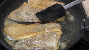 ПАЛТУС ЖАРЕНЫЙ С ХРУСТЯЩЕЙ КОРОЧКОЙ И КЛАССИЧЕСКИМ КАРТОФЕЛЬНЫМ ПЮРЕ. САМЫЙ ПРОСТОЙ  РЕЦЕПТ.