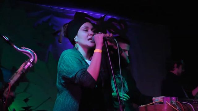 Босиком Sound System - Лицо Бога | LIVE at Афиша смотреть онлайн