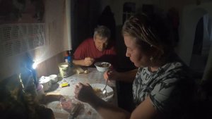 ПРИГОТОВИЛА УЖИН СУПЧИК ДЛЯ ПАПЫ