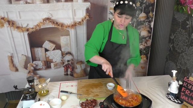 Фасолевый суп.С охотничьими колбасками и с мясом.По Чешски.?вкуснее не бывает?