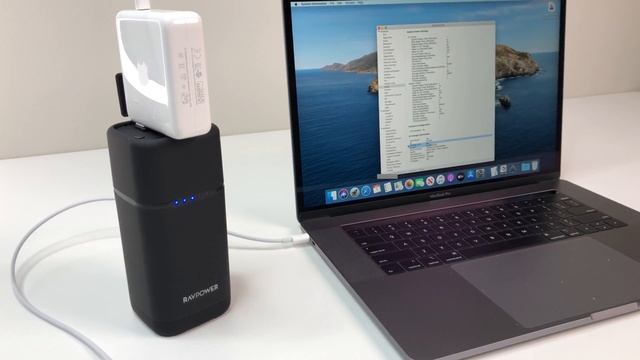 Power Bank with AC Outlet Review (2020) || RAVPower 80W AC + 30W PD 3.0 USB-C Power Bank смотреть онлайн