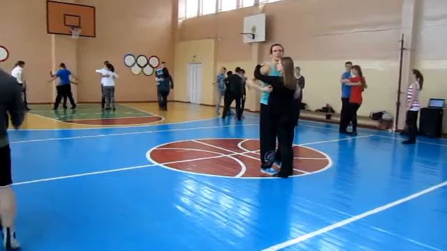 !ведение корпусом Zouk -г. Гродно Mariusz Lewandowski Zuzanna Sadowska 23 11 14 смотреть онлайн