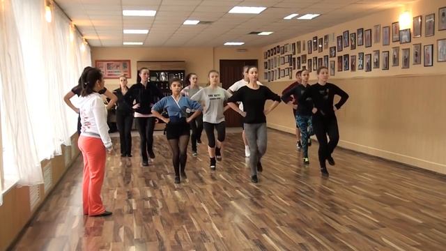 Русский народный танец. Методика и практика.