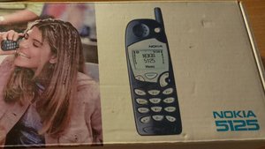 Раритетный телефон NOKIA 5125 Включение.