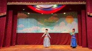 Ширапова Намгар 14 лет. Буряад арадай дуун «Наран Булаг». Руководитель - Бальчинова Сарюна Саяновна