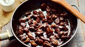 Жареное свиное сердце с луком