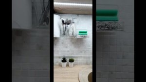 Полки из оргстекла БЕНЕФИТ