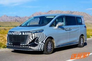 2023 FAW Bestune M9 MPV обзор интерьер и экстерьер