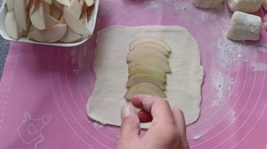 Слойки с яблоками из готового слоеного теста. Простой, вкусный и быстрый рецепт слоек
