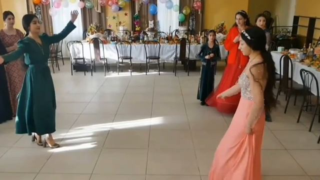 цыганские танцы ??2023г?танцуют сёстры Ененко??