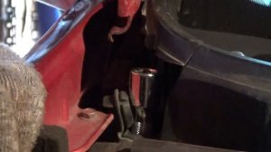 Стойка "Nissan Note" и замена её верхней чашки.