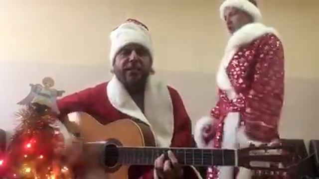 Потолок ледяной-guitar cover Garri Pat and Aleksei Krivochoshin смотреть онлайн