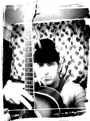 Минус моей композиции под названием "Ты дрянь"