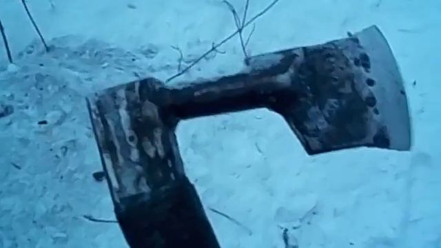 очередной сломаный топорик,и кое какие мысли об испытаниях на прочность смотреть онлайн