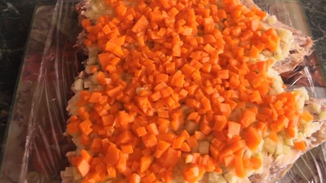 ФАРШИРОВАННАЯ СЕЛЬДЬ /РУЛЕТ ИЗ СЕЛЬДИ/ РЕЦЕПТ ПРИГОТОВЛЕНИЯ.