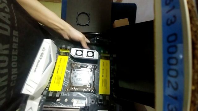 QuickUnbox - Huananzhi Gaming X99-TF (Super cheap) смотреть онлайн
