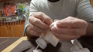 Ремонт поплавка в бачке унитаза.