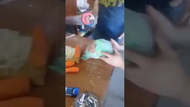 Самый простой способ разрезать мясо