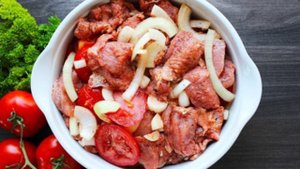 Шашлык из свиной вырезки на мангале