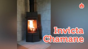 Горение огня в печь камине Invicta Chamane...