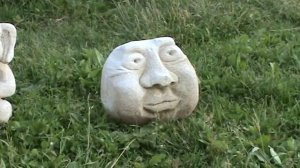 Садовые фигурки из пеноблоков.