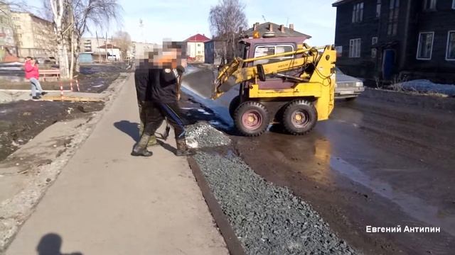 Ремонт отремонтированной дороги в Беломорске. смотреть онлайн