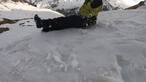 Спасение замёрзшего человека в горах Эльбруса