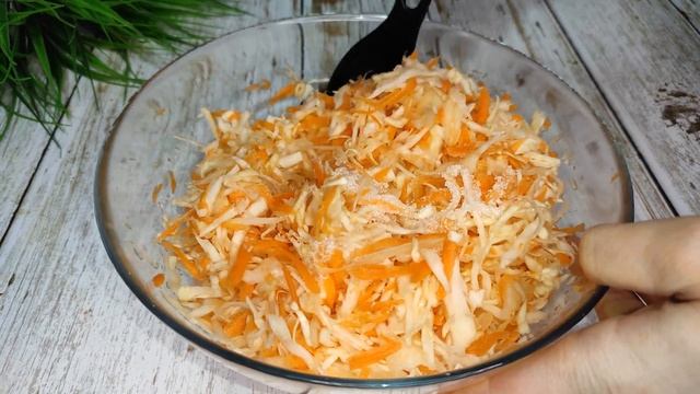 САЛАТ из свежей КАПУСТЫ как в СТОЛОВОЙ! Как приготовить салат из капусты! смотреть онлайн