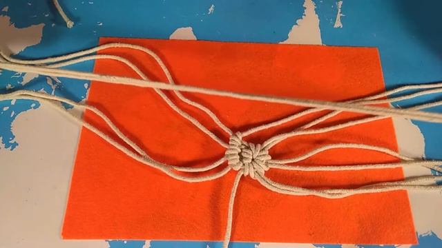Сервировочная салфетка из бельевого шнура.  Макраме