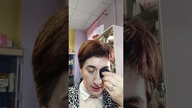 Основа под макияж Мэри Кэй. всем разница между матирующей и сияющей, как выбрать и кому подходит! смотреть онлайн