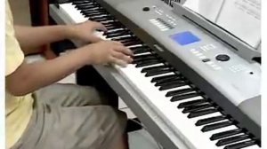 YAMAHA DGX-520 演示