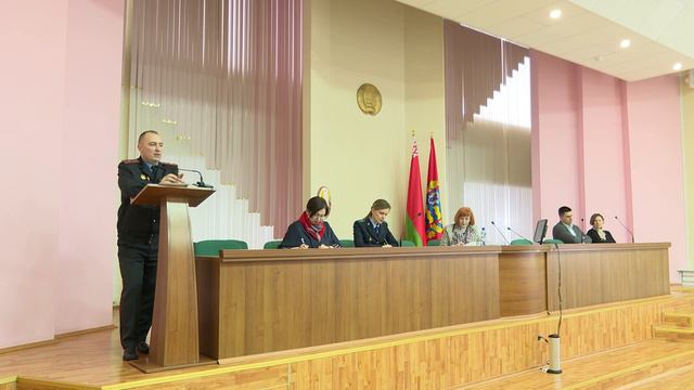 Заседание районной комиссии по делам несовершеннолетних прошло в исполкоме смотреть онлайн