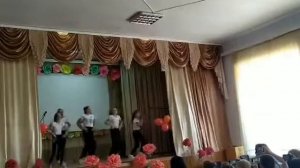 танец на день рождения школы)☻♥