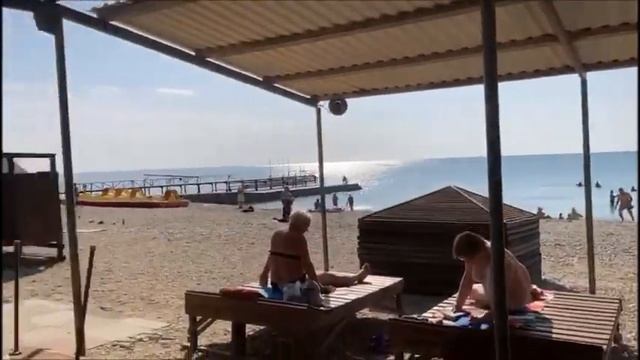 Температура воды и воздуха в Архипо-Осиповке 14.10.2020 / Пришла ли осень на юг? / Видео от Оли смотреть онлайн