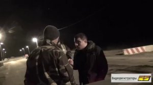 Самооборона в Запорожье вымогает деньги и избивает водителей на блокпосту