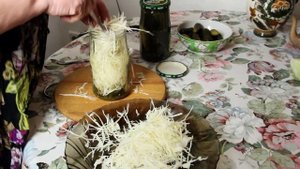 Как солить капусту в банках в рассоле